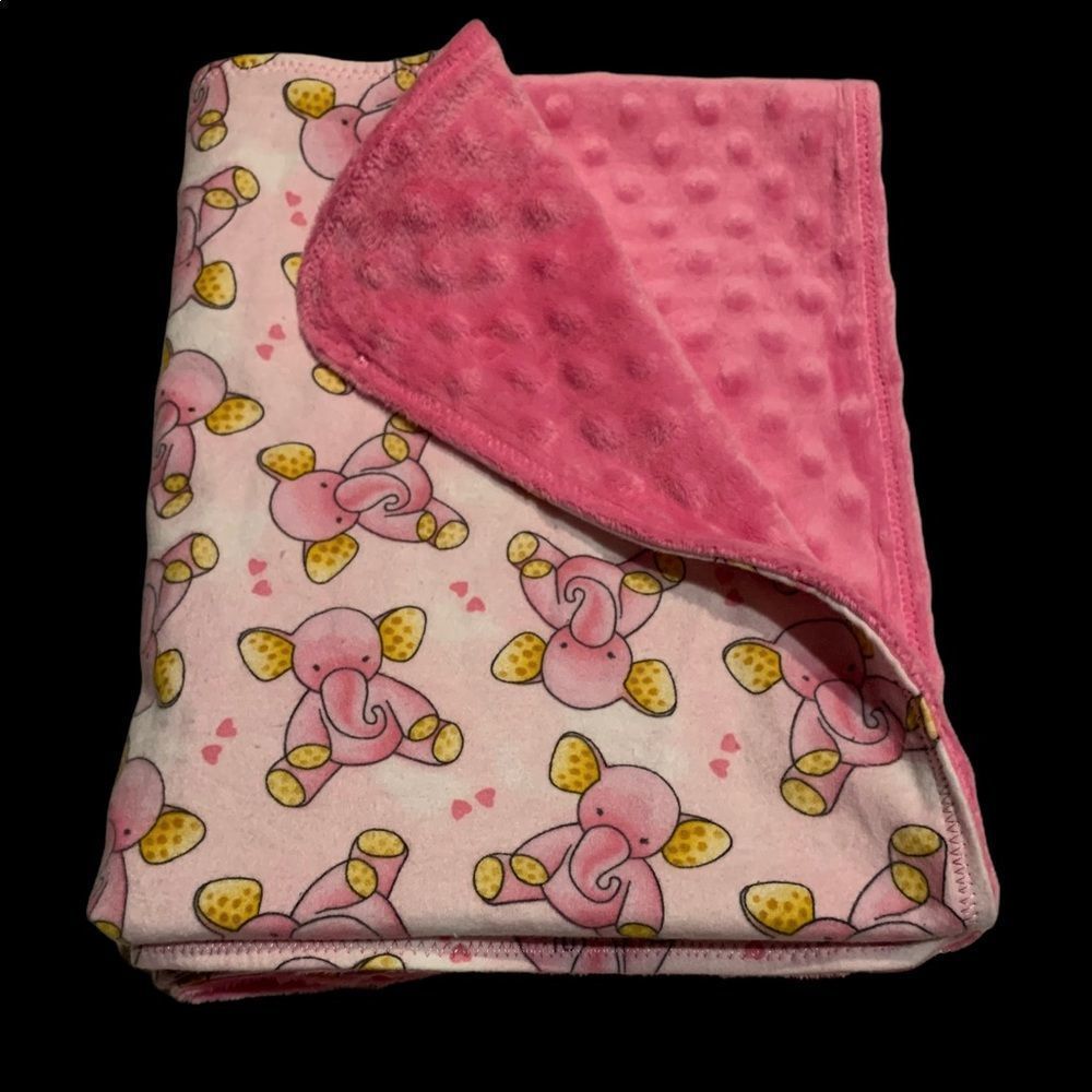 𝅺💝BRAND NEW-Handmade Baby Blanket🐘💗 - Picture 2 of 4